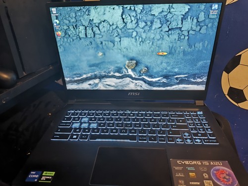 Msi cyborg a12u gaming - 15,